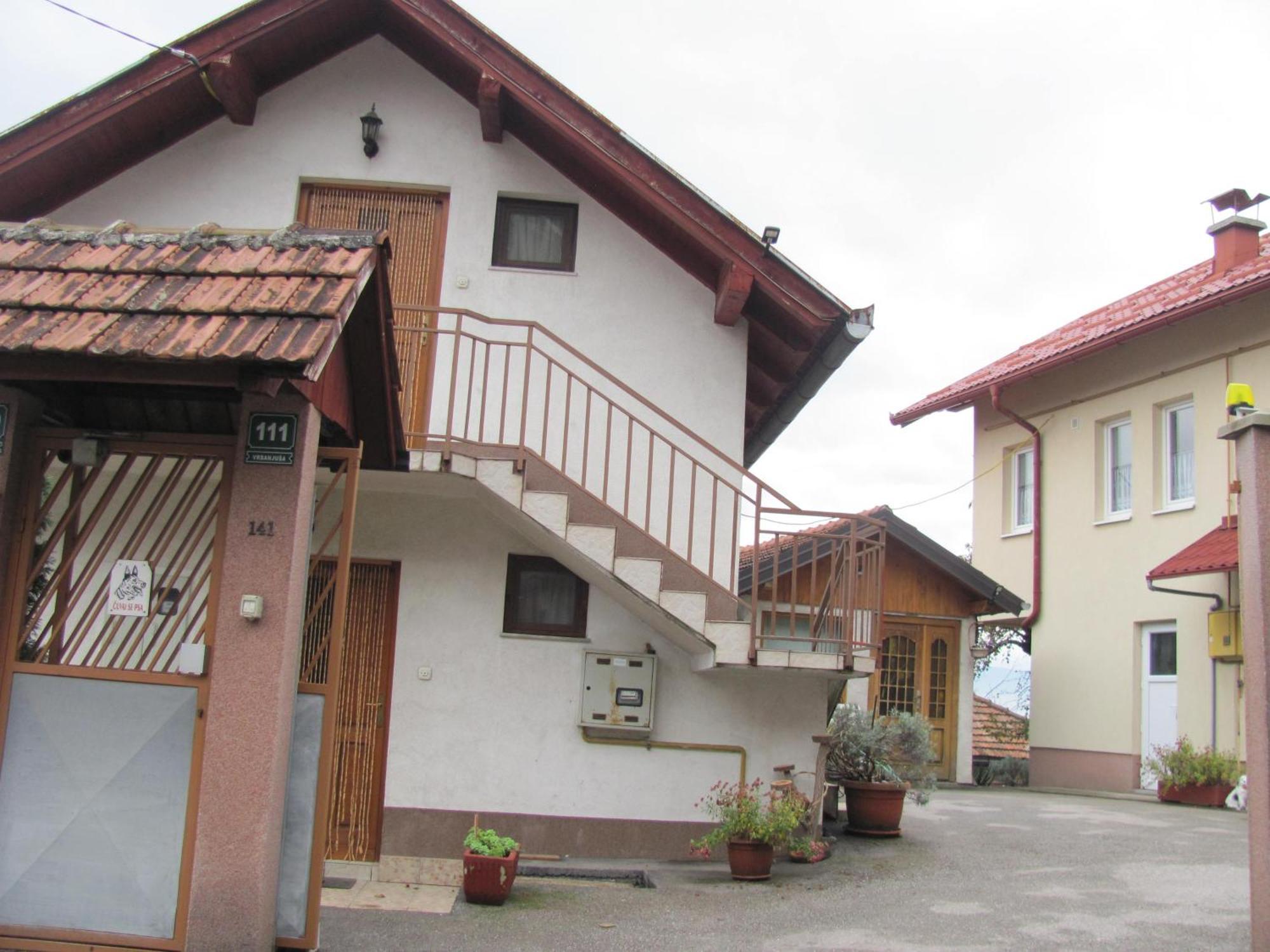 Hébergement de vacances Safir - Free Parking Sarajevo